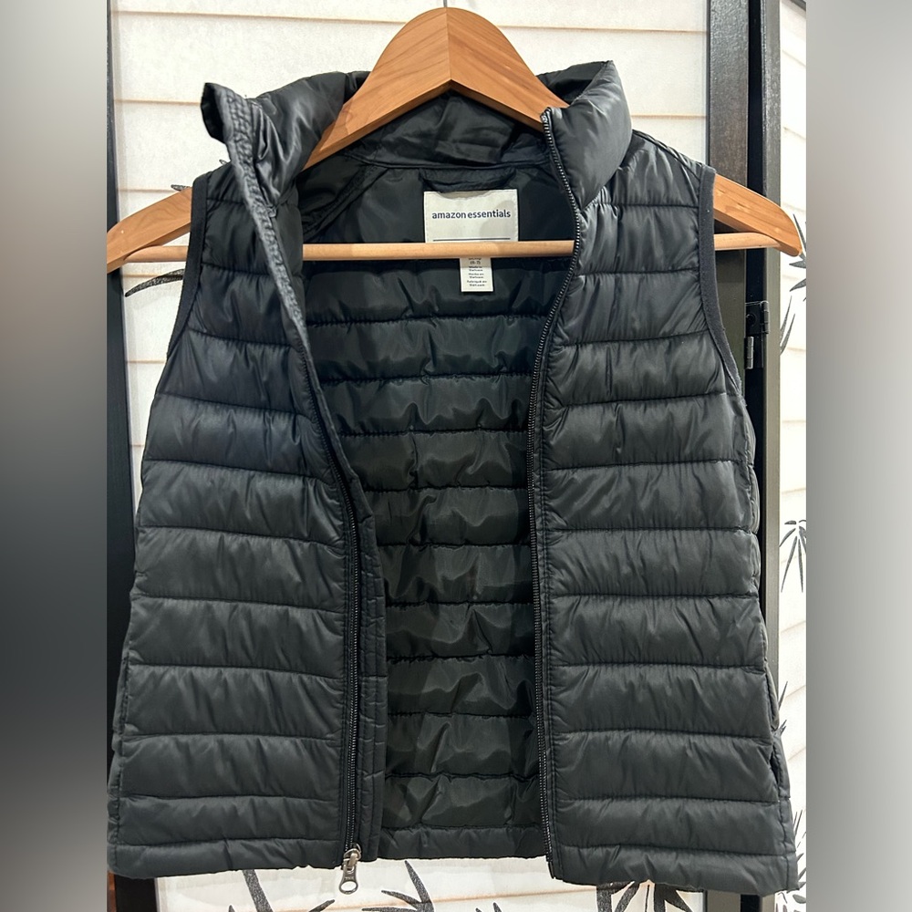 Vest, light in black color